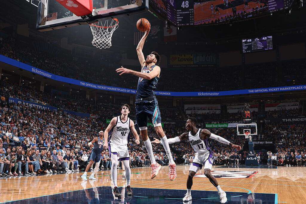 包含掘金完胜公牛，浓眉哥带队取胜的词条