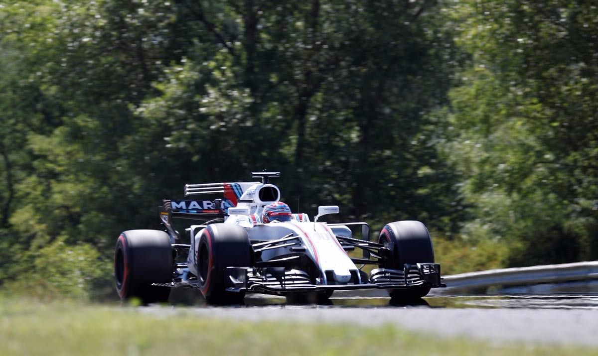 索伯车队轻取哈斯车队，塞恩斯扛起全队的简单介绍